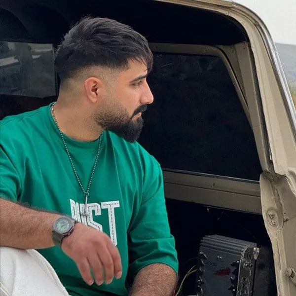 محمد امیری گوش کن فراموش کن اصلا فک کن