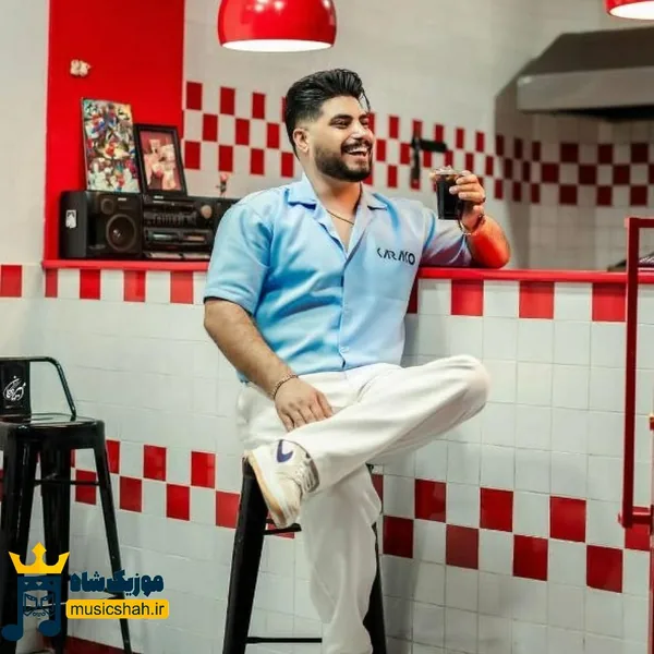 امین فالجی بی هوا برات نبضم میزنه گیسوات پریشان