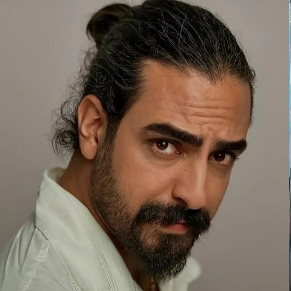 سپهر تقی زاده دار تاک