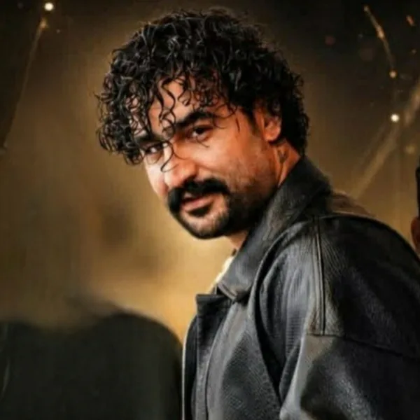 وحید عباسی بی وفا