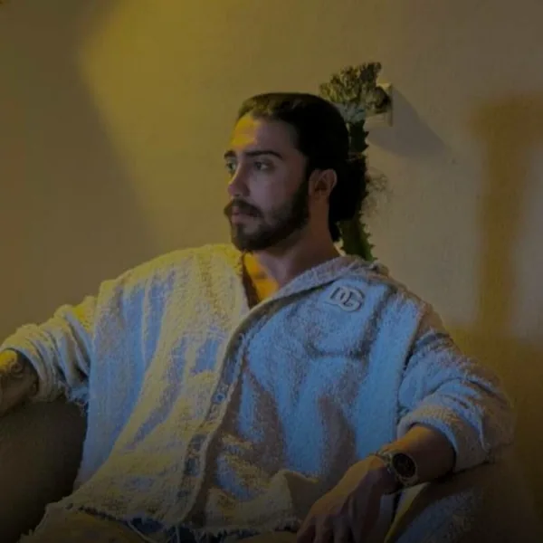 مهدی احمدزاده اشکارچی