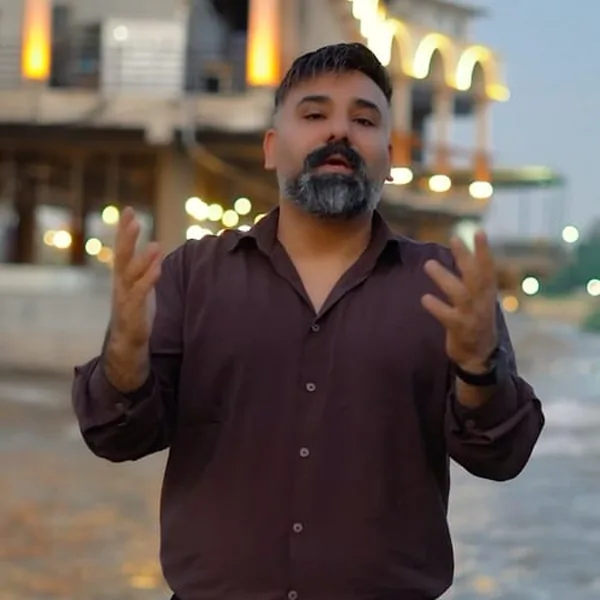 سجاد باغنده گردو کاغذی