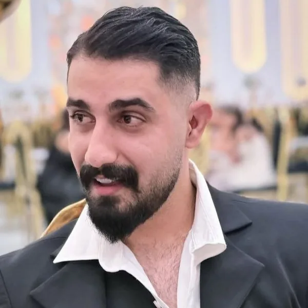 محمد امیری پیکا بالا پایین میشن چرا هرچی میخورم