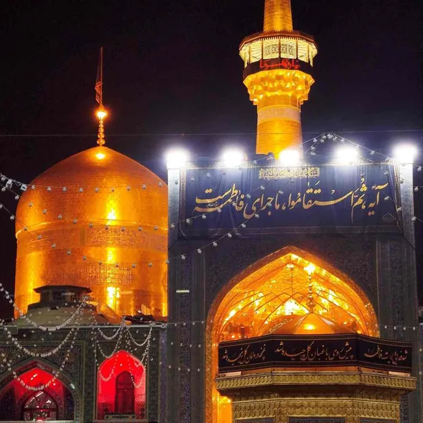 مهرداد ملکی از دود اسفند گذشته مهر گریان است غمگینترین جشن شکوفههای ایران است