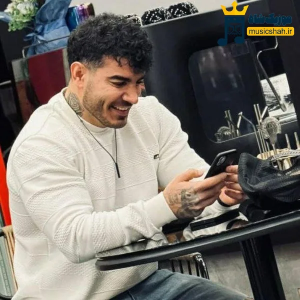 فرهاد فرهادی هیچکسی تو خوشگلی نمیرسه به گرد پاش