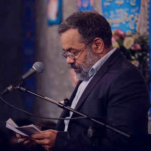 محمود کریمی خدا چرا مرگ دیر کرده منو مصیبت پیر کرده تنم پر از جای نیزه