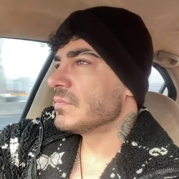 فرهاد فرهادی هیچکسی تو خوشگلی نمیرسه به گرد پاش