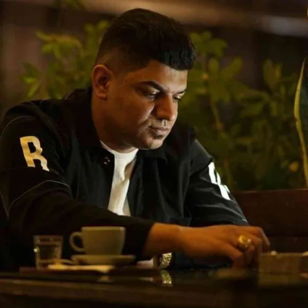 مجتبی ترکاشوند خاورمیانه