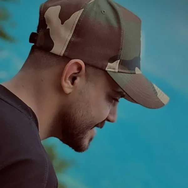 محمد ملایی دوست دارم صدات کنم توام بگی جونم