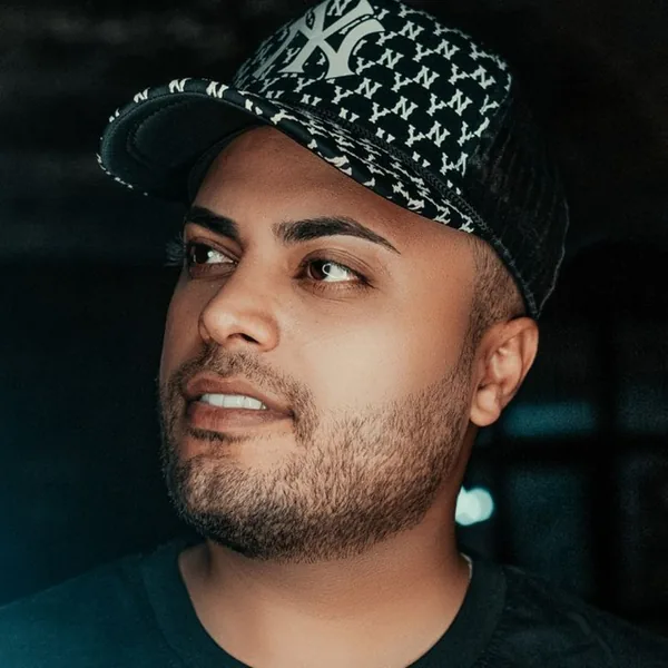 امید عقابی فرشته
